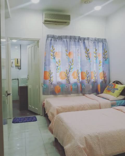 Taman Ipoh Selatan untuk Untuk Disewa - RM 1,600 /bulan, Feb 2026 - Bedroom - PropertyGuru.com.my