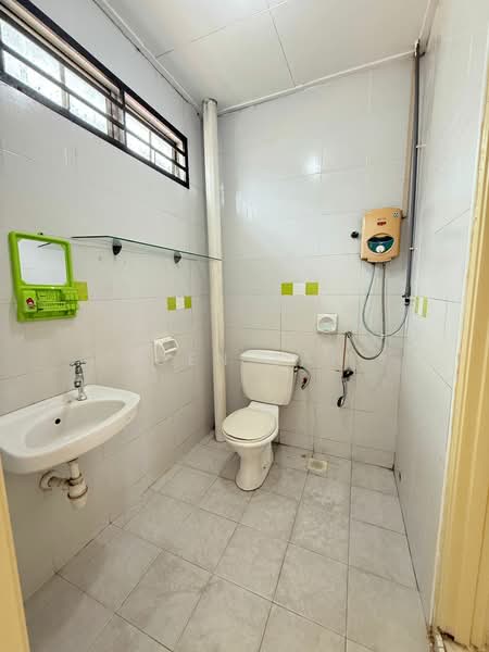 2-storey Terraced House for Sale in Taman Desa Tebrau (Tebrau) - Iden Tan - Bathroom - PropertyGuru.com.my
