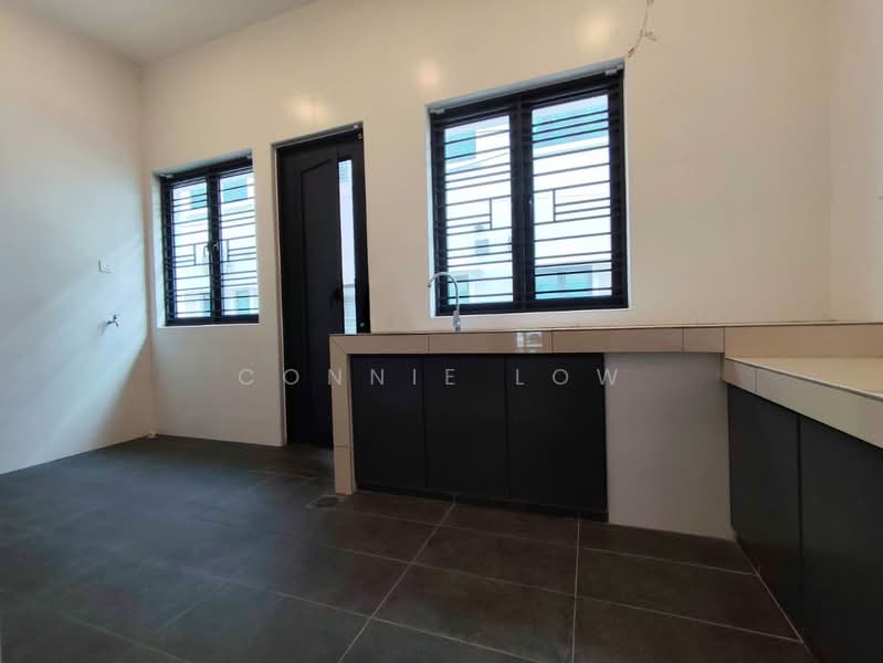2.5-storey Terraced House for Sale in Ipoh (Perak) - Connie Low - Kitchen - PropertyGuru.com.my