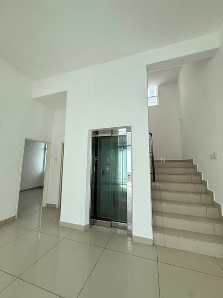 For Rent - Bukit Gambir