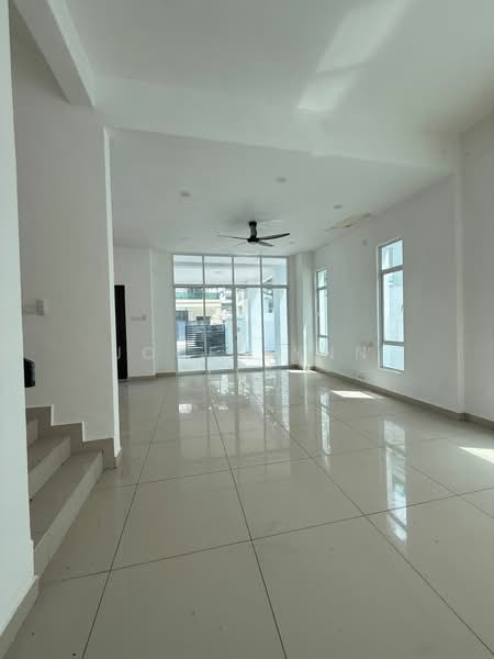 For Rent - Bukit Gambir