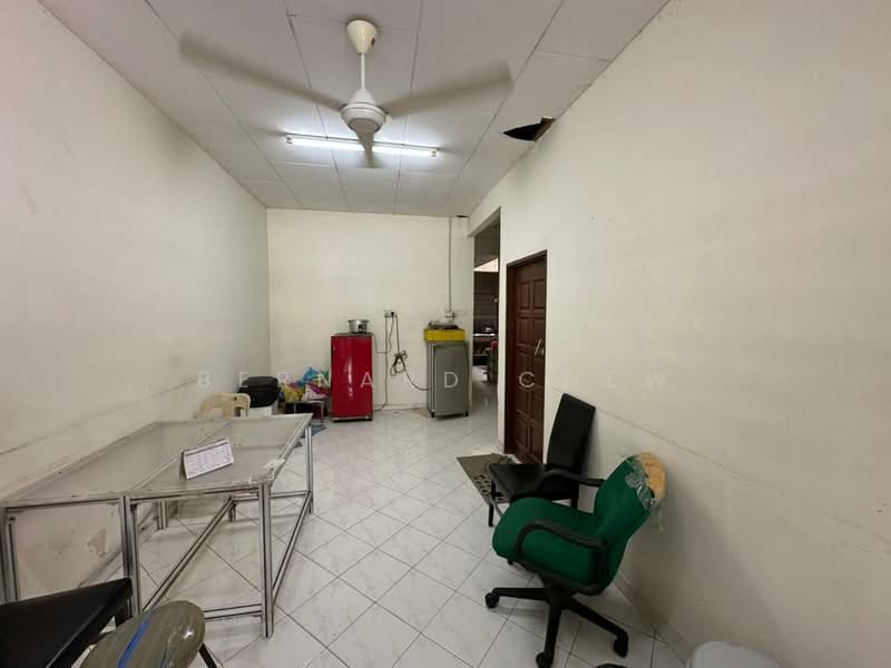 1-storey Terraced House for Sale in Batu Maung (Penang) - Bernard Chew - Interior - PropertyGuru.com.my