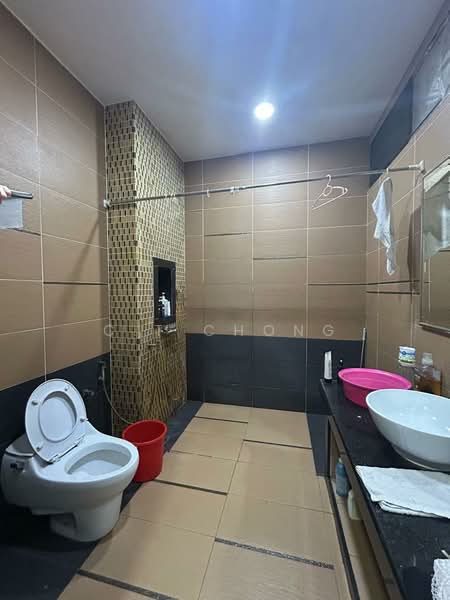 Cluster House for Sale in Skudai (Johor) - C.T Chong - Bathroom - PropertyGuru.com.my