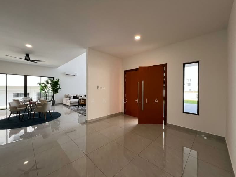 Bungalow for Sale in Bukit Jelutong (Shah Alam) - Sean Chia - Living Room - PropertyGuru.com.my