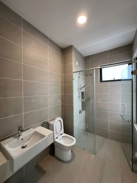 Bungalow for Sale in Bukit Jelutong (Shah Alam) - Sean Chia - Bathroom - PropertyGuru.com.my