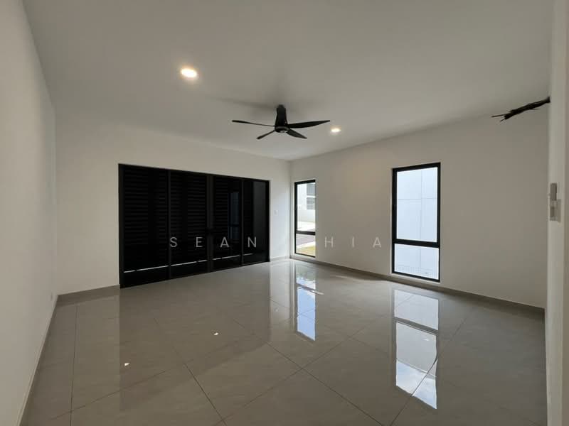Bungalow for Sale in Bukit Jelutong (Shah Alam) - Sean Chia - Living Room - PropertyGuru.com.my
