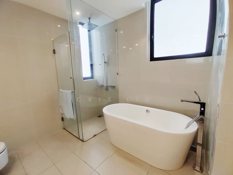 Icon Residence untuk Untuk Disewa - RM 3,500 /bulan, Feb 2026 - Master Bathroom - PropertyGuru.com.my