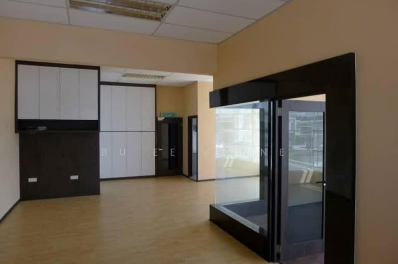 Factory for Rent in Kempas Utama (Tebrau) - Bu Ee Vonne - Interior - PropertyGuru.com.my