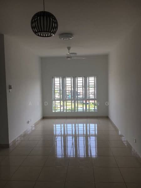 Saville @ Kajang untuk Untuk Disewa - RM 1,300 /bulan, Mac 2026 - Living Room - PropertyGuru.com.my