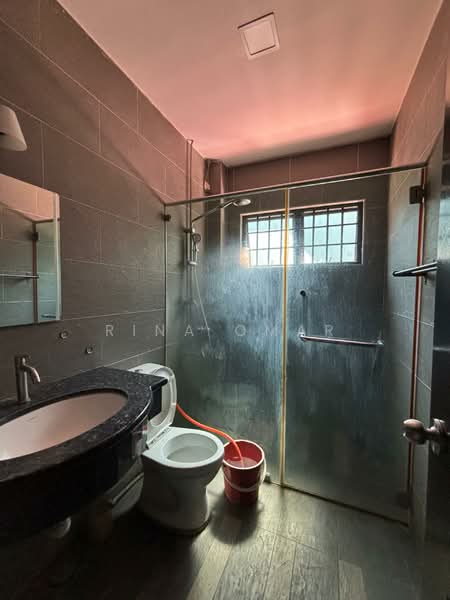 2-storey Terraced House for Rent in Meru Valley (Ipoh) - Rina Omar - Bathroom - PropertyGuru.com.my