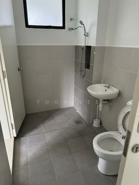 2-storey Terraced House for Rent in Seremban (Negeri Sembilan) - Yoon Lee - Bathroom - PropertyGuru.com.my
