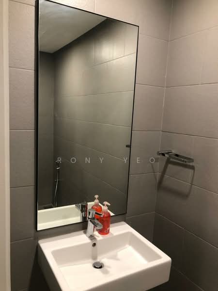 Service Residence for Sale at Fraser Residence (188 Suites) - Rony Yeo - Bathroom - PropertyGuru.com.my