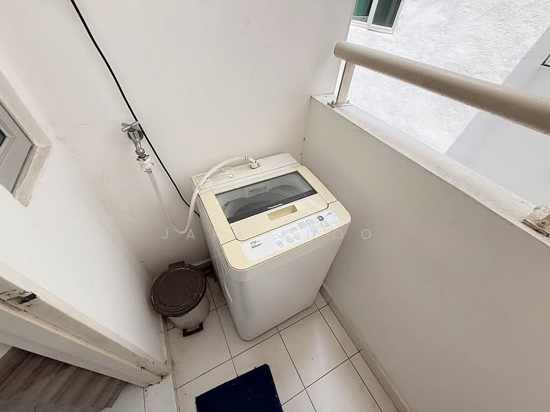 Condominium for Sale at Elit Heights @ Bayan City - Jake Khoo - Balcony - PropertyGuru.com.my