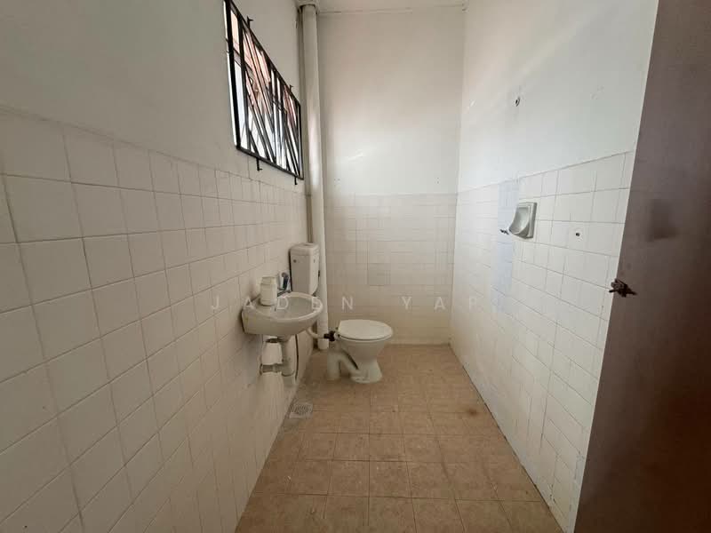 Terraced House for Sale in Puchong (Selangor) - Jaden Yap - Bathroom - PropertyGuru.com.my