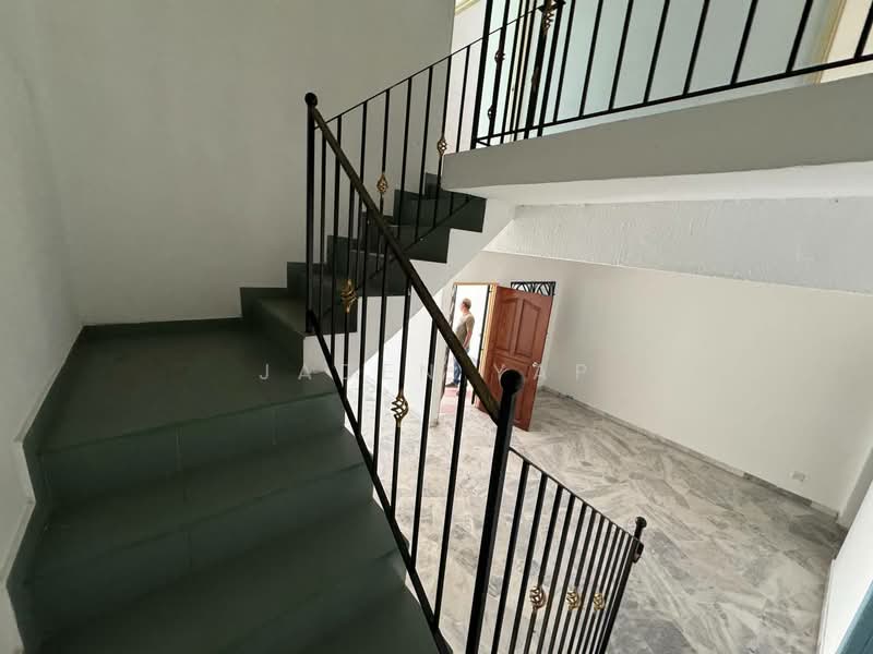 Terraced House for Sale in Puchong (Selangor) - Jaden Yap - Entrance - PropertyGuru.com.my