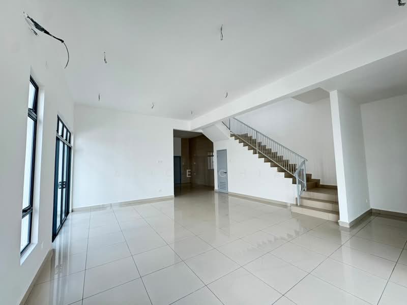 Cluster House for Rent in Bandar Indahpura (Kulai) - Alice Chia - Living Room - PropertyGuru.com.my