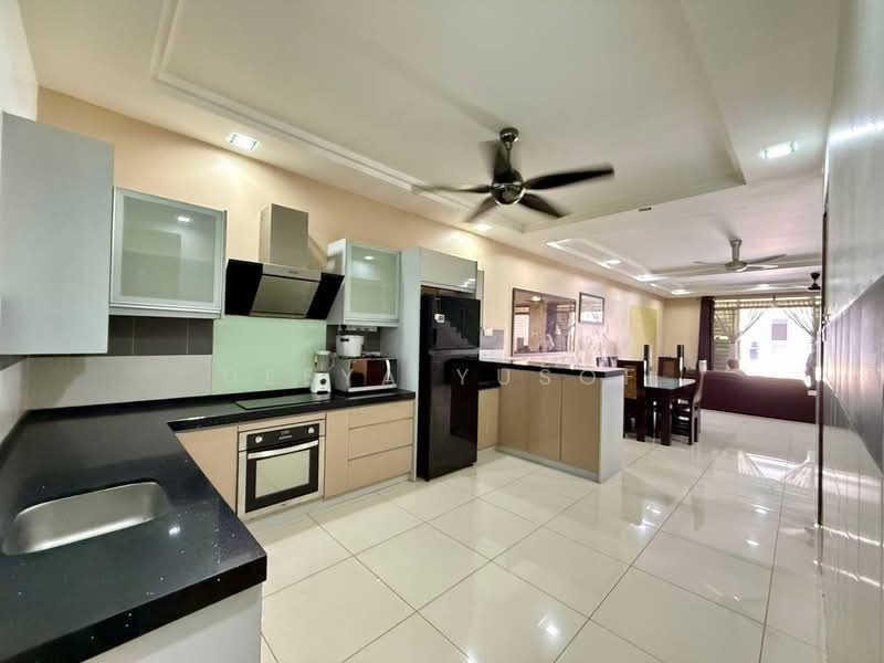 Terraced House for Sale in Seremban (Negeri Sembilan) - Deeya Yusof - Kitchen - PropertyGuru.com.my