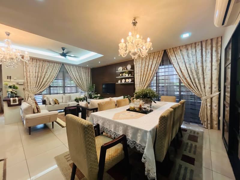 Semi-Detached House for Sale in Shah Alam (Selangor) - Nurul Izza - Living Room - PropertyGuru.com.my