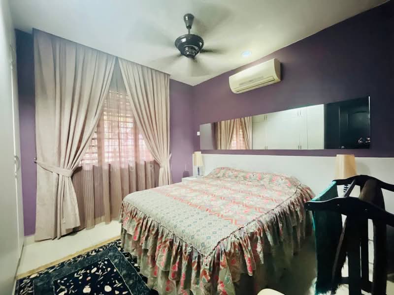 Semi-Detached House for Sale in Shah Alam (Selangor) - Nurul Izza - Bedroom - PropertyGuru.com.my