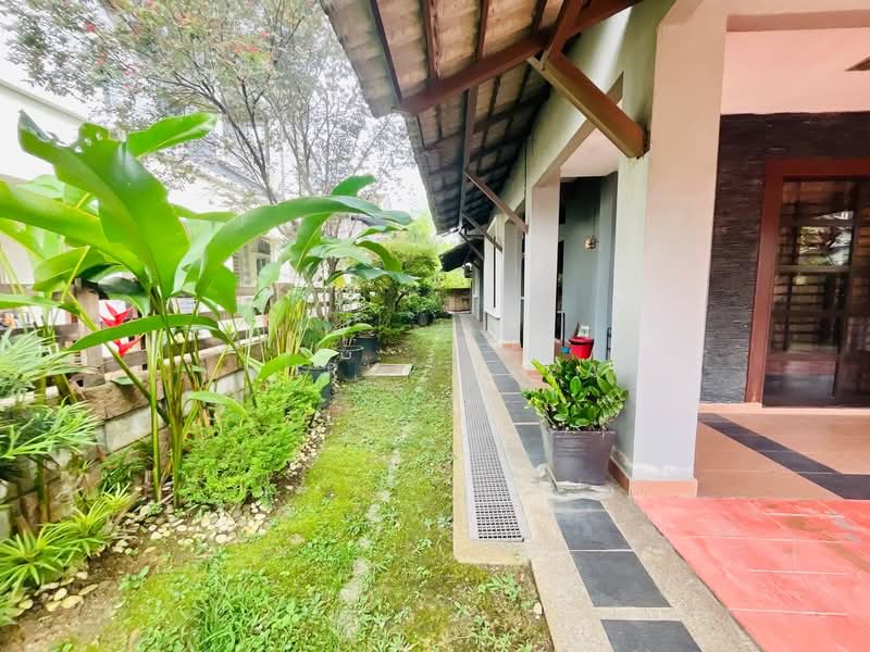 Semi-Detached House for Sale in Shah Alam (Selangor) - Nurul Izza - Exterior - PropertyGuru.com.my