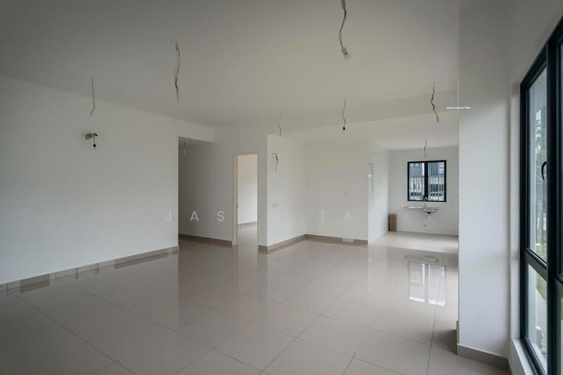 Townhouse for Sale in Eco Ardence (Setia Alam) - Jason Tan - Living Room - PropertyGuru.com.my