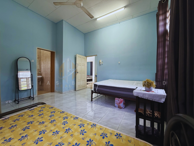 Banglo Setingkat di Kg. Pak Tuyu, Kuala Nerus, Terengganu untuk Untuk Dijual - RM 395,000, Mac 2026 - Bedroom - PropertyGuru.com.my