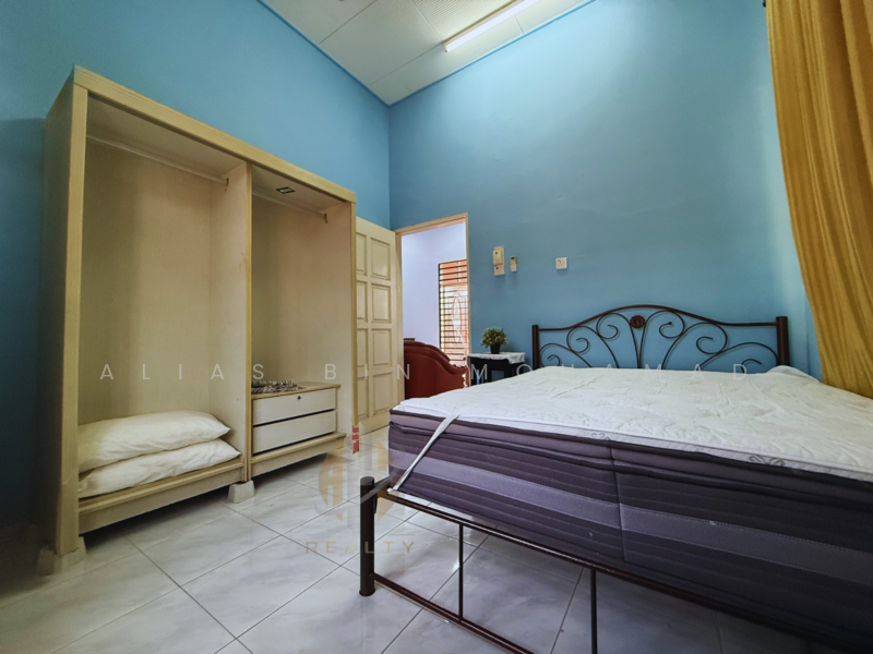 Banglo Setingkat di Kg. Pak Tuyu, Kuala Nerus, Terengganu untuk Untuk Dijual - RM 395,000, Mac 2026 - Bedroom - PropertyGuru.com.my