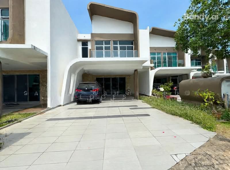 2-storey Terraced House for Sale in Cyberjaya (Selangor) - Loges . - Exterior - PropertyGuru.com.my