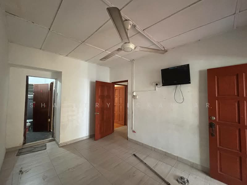 2-storey Terraced House for Rent in Batu Caves (Selangor) - Shaziery Iskandar - Interior - PropertyGuru.com.my