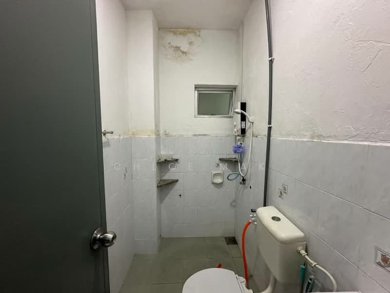 Vista Seri Alam untuk Untuk Disewa - RM 1,400 /bulan, Feb 2026 - Bathroom - PropertyGuru.com.my