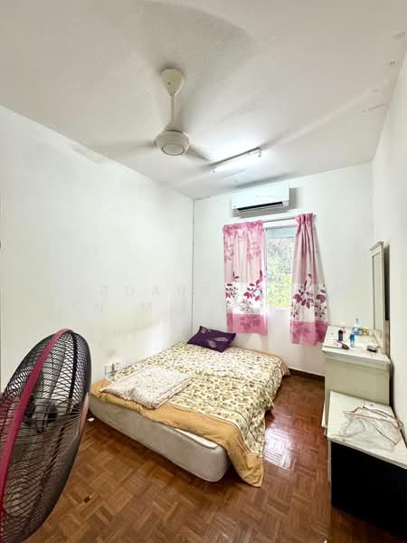 Apartment for Sale at Desa View Towers - Firdaussazwan Mustafa - Bedroom - PropertyGuru.com.my