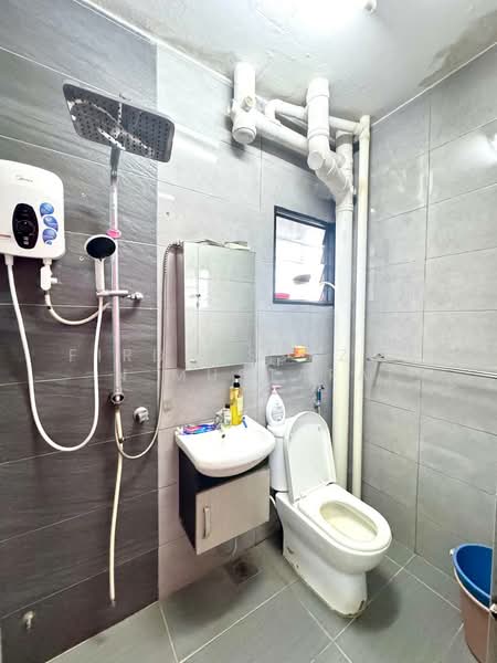 Apartment for Sale at Desa View Towers - Firdaussazwan Mustafa - Bathroom - PropertyGuru.com.my