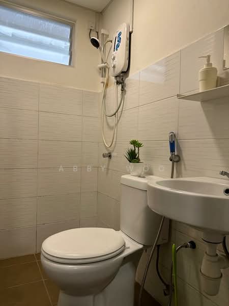 Service Residence for Sale at Sentrovue - Abby Woo - PropertyGuru.com.my