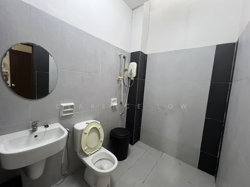 Rosa Terraces untuk Untuk Disewa - RM 3,300 /bulan, Feb 2026 - Bathroom - PropertyGuru.com.my