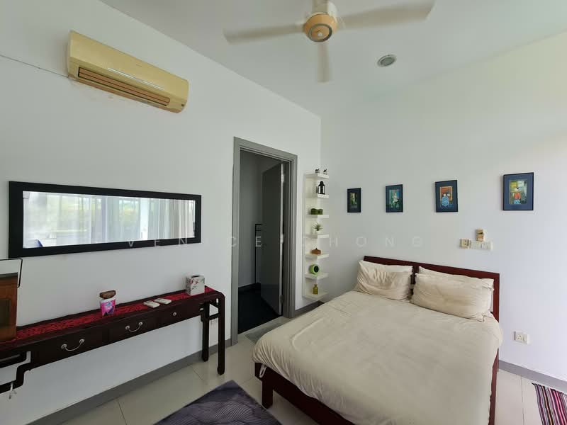 Bungalow for Sale in Seri Kembangan (Selangor) - Venice Chong - Bedroom - PropertyGuru.com.my