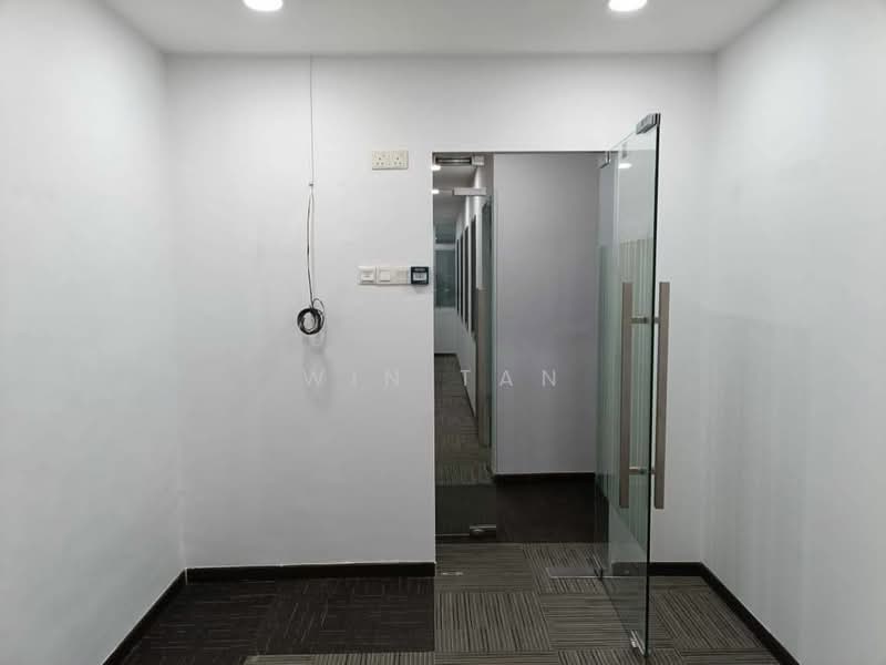 Shop / Office for Rent in Taman Desa Tebrau (Tebrau) - Win Tan - Interior - PropertyGuru.com.my