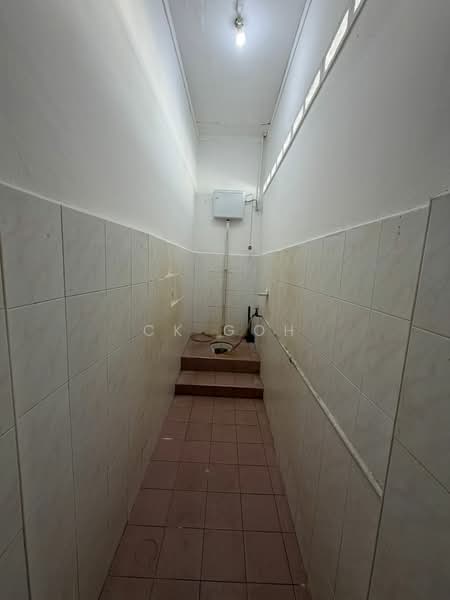 1-storey Terraced House for Sale in Jelutong (Penang) - CK Goh - Bathroom - PropertyGuru.com.my