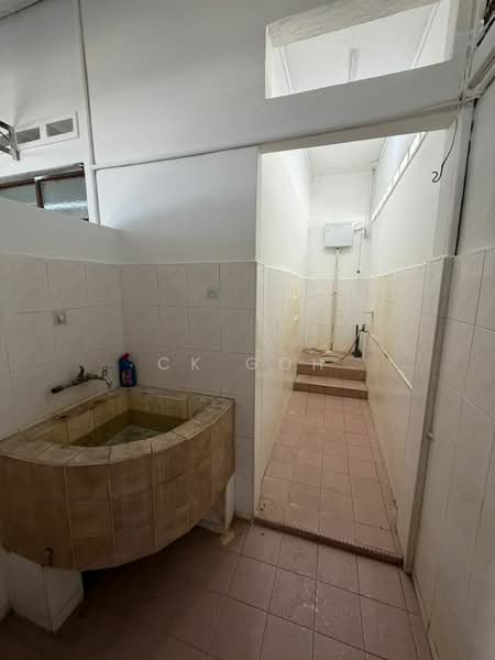 1-storey Terraced House for Sale in Jelutong (Penang) - CK Goh - Bathroom - PropertyGuru.com.my