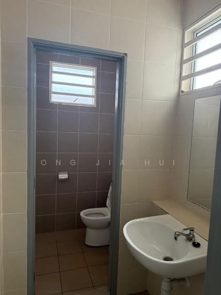 2-storey Terraced House for Rent in Seremban (Negeri Sembilan) - Ong Jia Hui - Bathroom - PropertyGuru.com.my