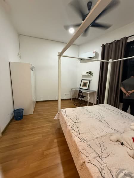 Kondominium untuk Disewa di Chymes @ Gurney - Kelly Kok - Bedroom - PropertyGuru.com.my