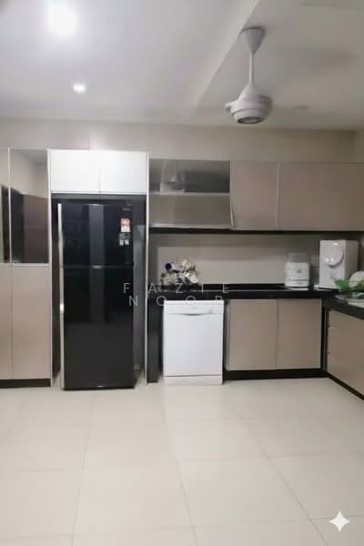 Denai Alam untuk Untuk Dijual - RM 1,550,000, Mac 2026 - Kitchen - PropertyGuru.com.my