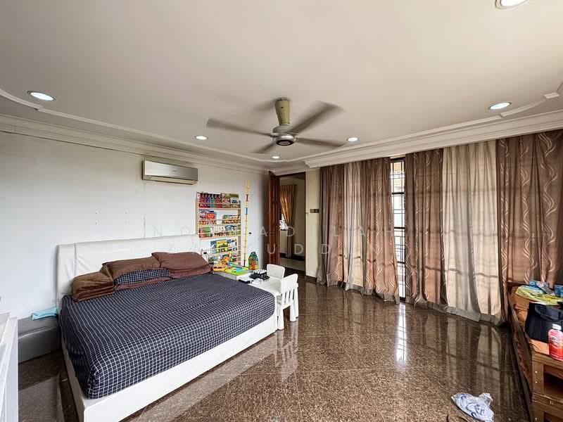 Bungalow for Sale in Seksyen 2 (Shah Alam) - NORFADILAH ZAINUDDIN - Bedroom - PropertyGuru.com.my