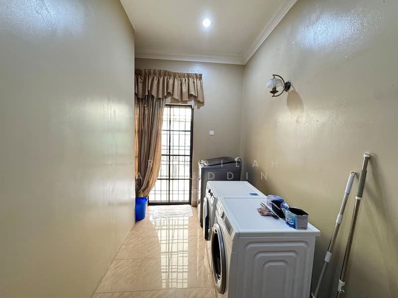 Bungalow for Sale in Seksyen 2 (Shah Alam) - NORFADILAH ZAINUDDIN - Interior - PropertyGuru.com.my