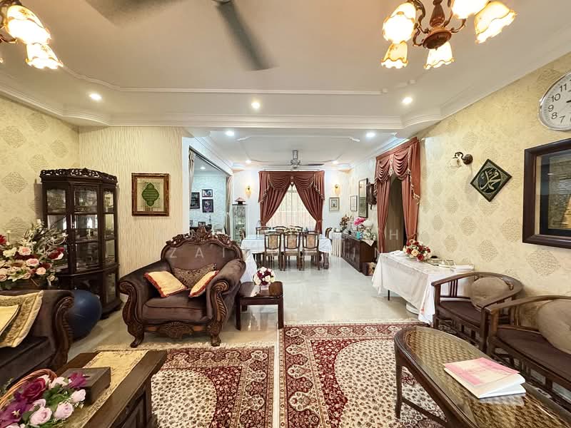 Bungalow for Sale in Seksyen 2 (Shah Alam) - NORFADILAH ZAINUDDIN - Living Room - PropertyGuru.com.my