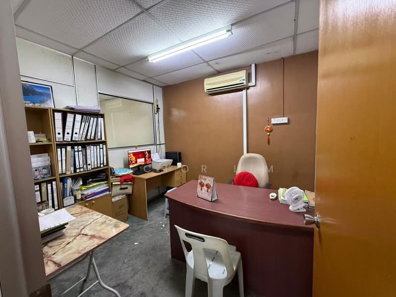 Shop for Sale in Bandar Baru Permas Jaya (Permas Jaya) - Victor Lim - PropertyGuru.com.my