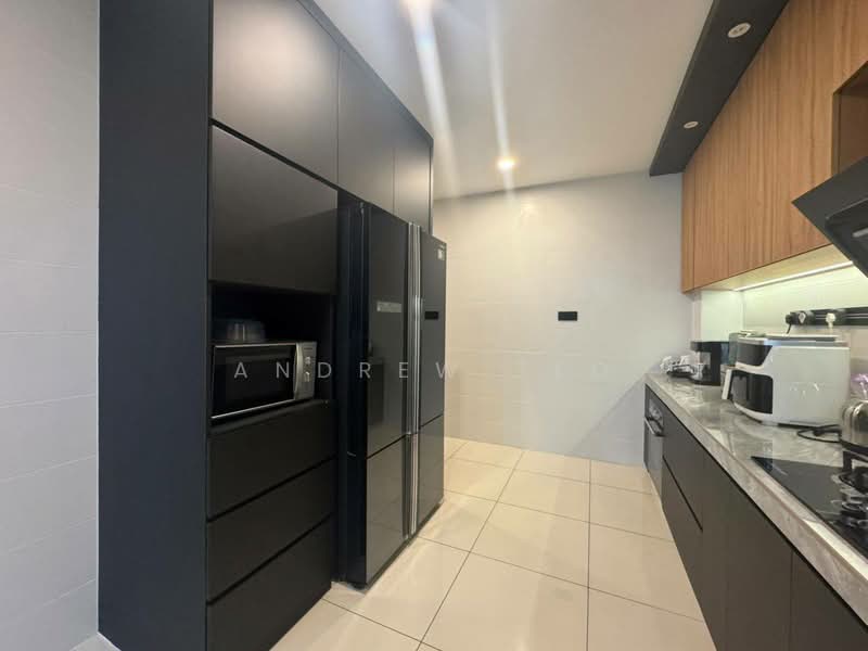 2-storey Terraced House for Sale in Taman Mount Austin (Tebrau) - Andrew Teo - Kitchen - PropertyGuru.com.my
