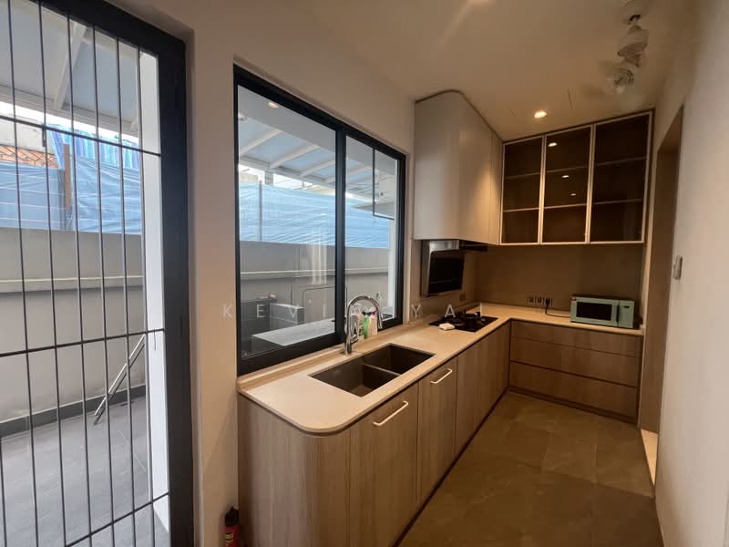 Bungalow for Sale in Taman Seputeh (Seputeh) - Kevin Yai - Kitchen - PropertyGuru.com.my