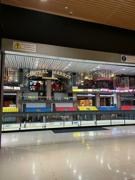 Service Residence for Sale at Service Office Suite (SOS) @ Empire City - Connie Ng - Exterior - PropertyGuru.com.my