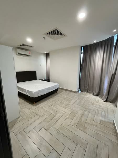 Service Residence for Sale at Service Office Suite (SOS) @ Empire City - Connie Ng - PropertyGuru.com.my