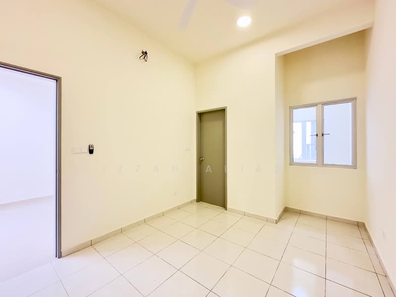 2-storey Terraced House for Sale in Bandar Baru Salak Tinggi (Sepang) - Izzah Alias - PropertyGuru.com.my